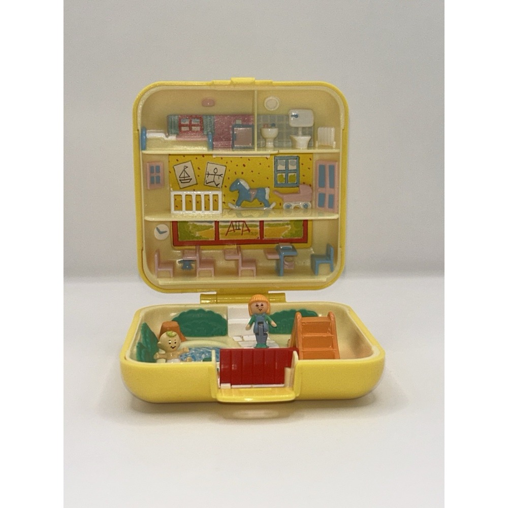 Vintage 1989 Polly Pocket Midge's Play School Nursery Compact